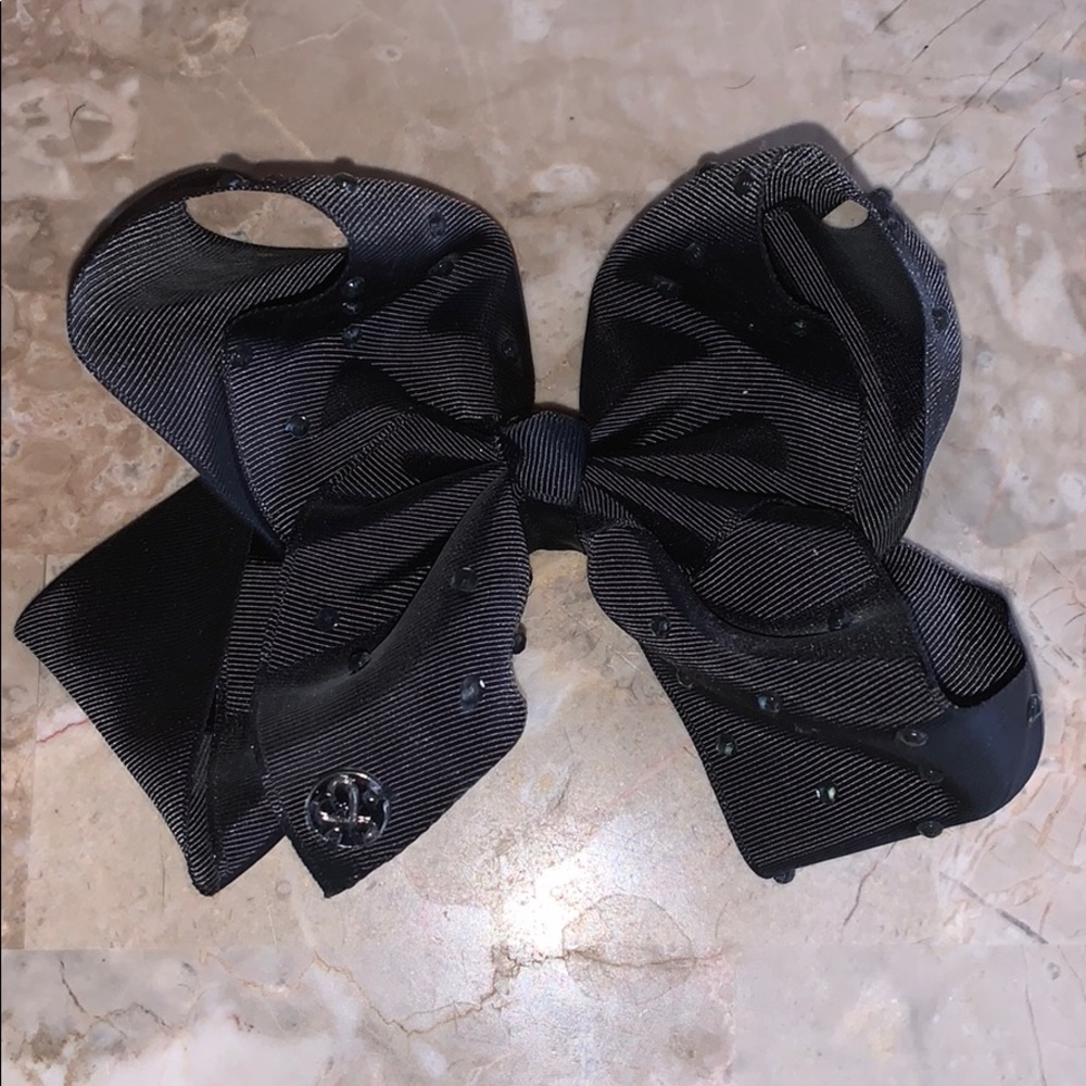 Black rhinestone JoJo bow!